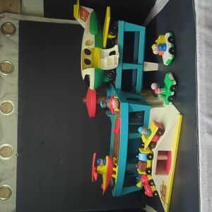 #15 Vintage 1972 Fisher Price Little People Play Family Airport 966 complete